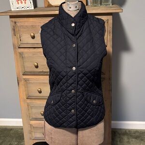 G.H. Bass & Co. Navy Quilted Snap Closure Vest